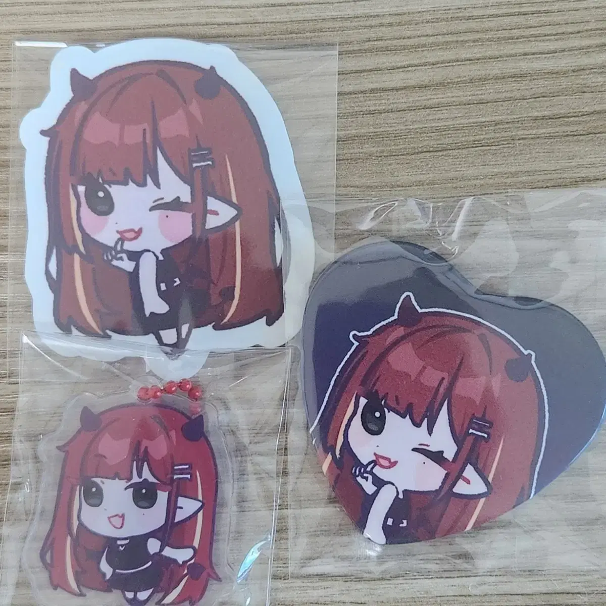 STELLIVE 트레이딩 갠뱃지(전 8종) STELLIVE 트레이딩 갠뱃지(전 8종) Stellive can badge, pre